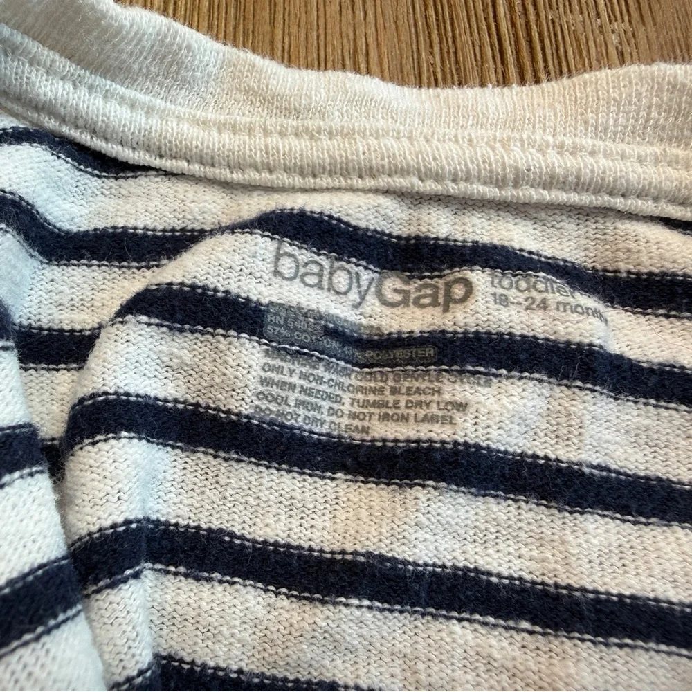 GAP classic navy
